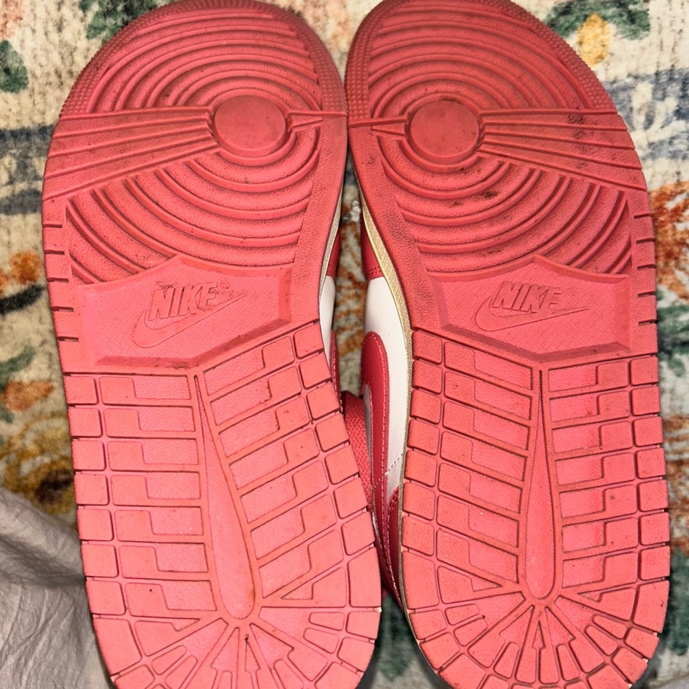 Jordan Women’s Athletic Shoes Pink White - Picture 10 of 10